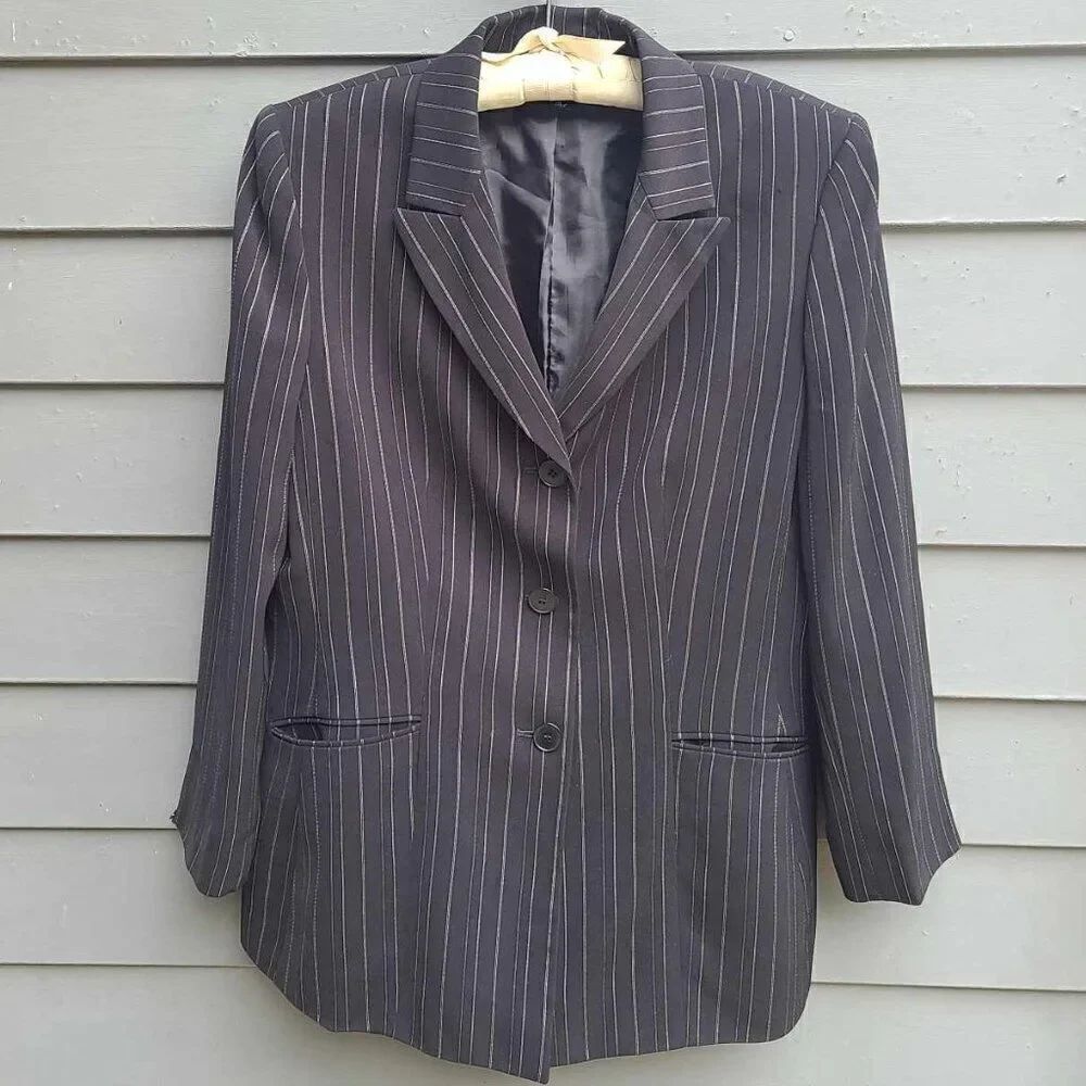 Kasper Classics Black Stripe Blazer size 14